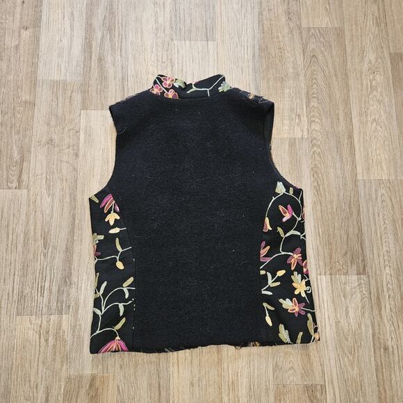 Vtg Embroidered Floral Vest Womens S Black Wool Silk Multi Cottagecore Button Up - Picture 6 of 9